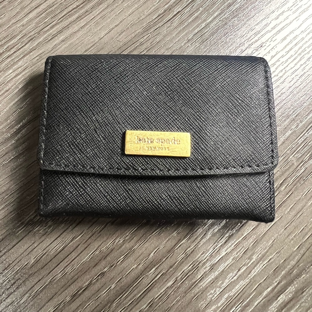 Kate Spade Black Saffiano leather petty Laurel card wallet